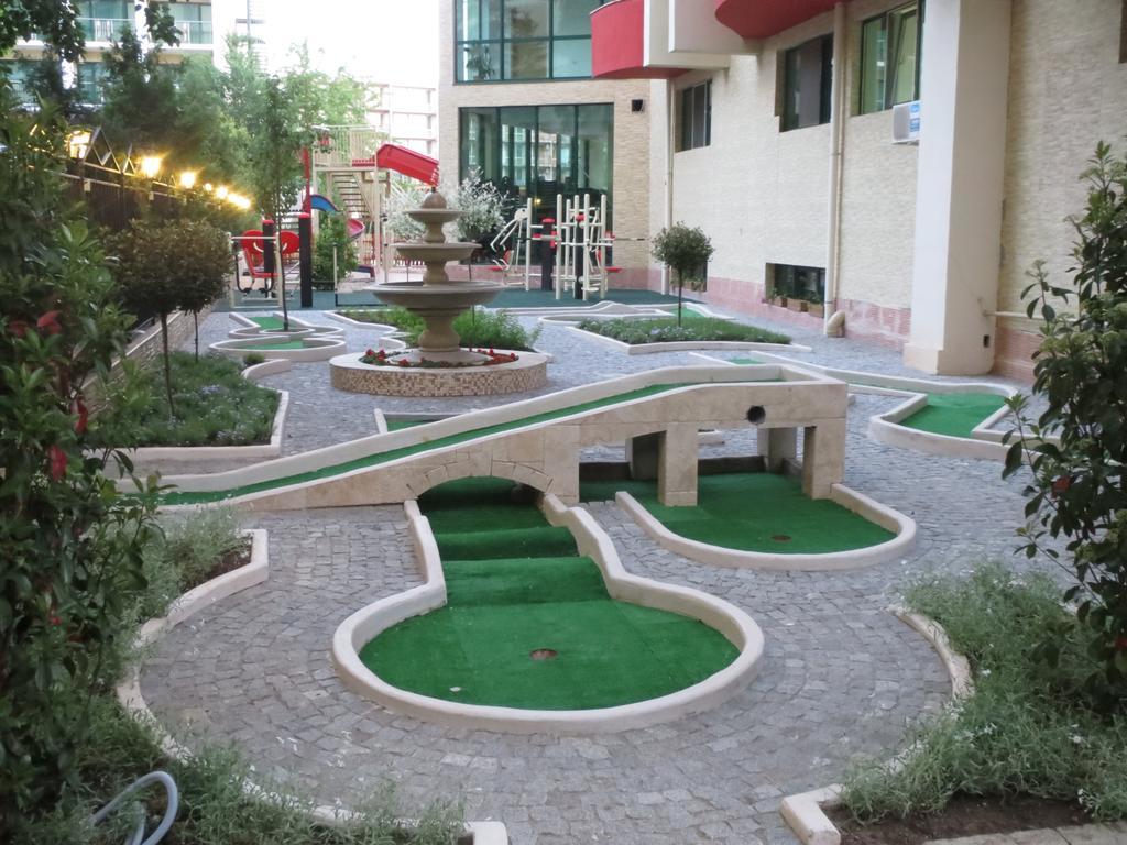 מלון Mena Palace סאני ביץ'
